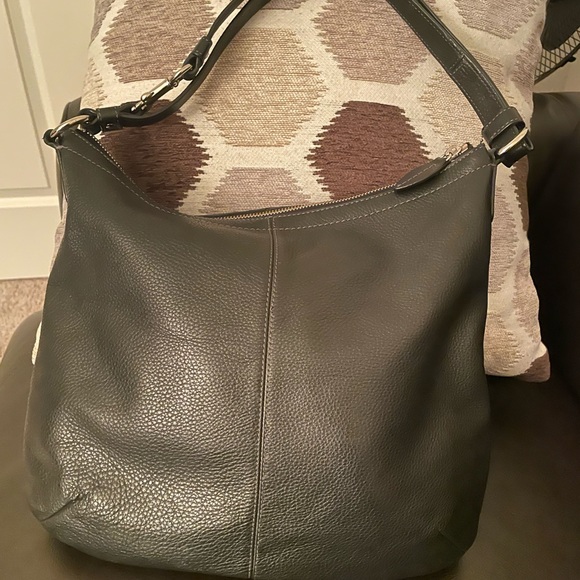Coach Hobo Bag - Picture 3 of 7